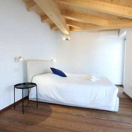 Apartment Batel Lezzeno