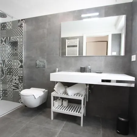 Apartment Batel Lezzeno
